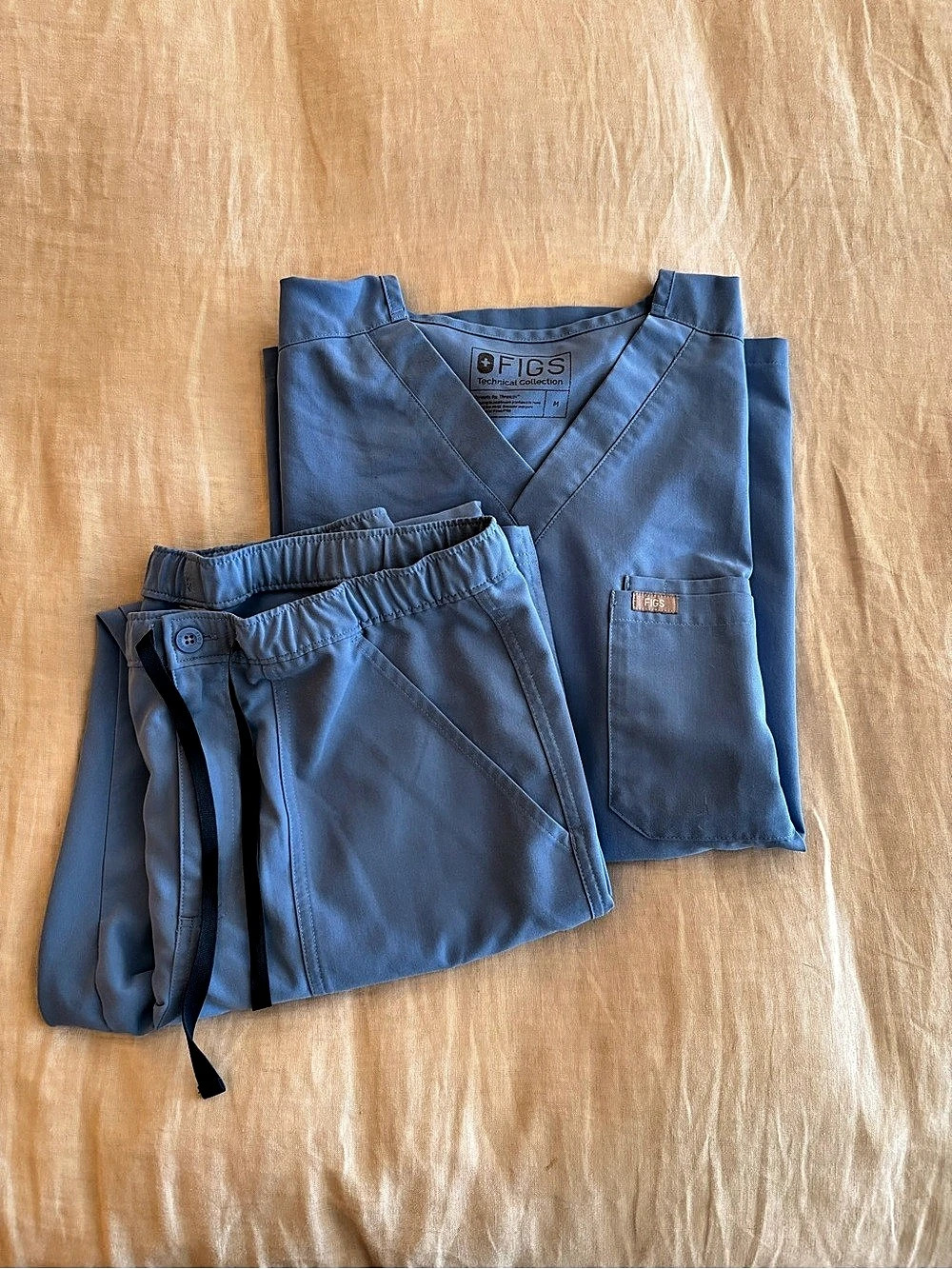 FIGS Technical Collection scrub set Blue Medium